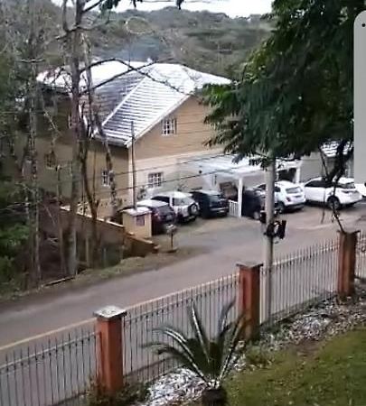 Hospedagem Vo Lina Apartment Gramado Luaran gambar